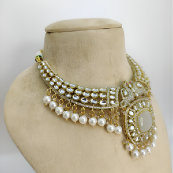 Royal Pearl Square Kundan Choker Set