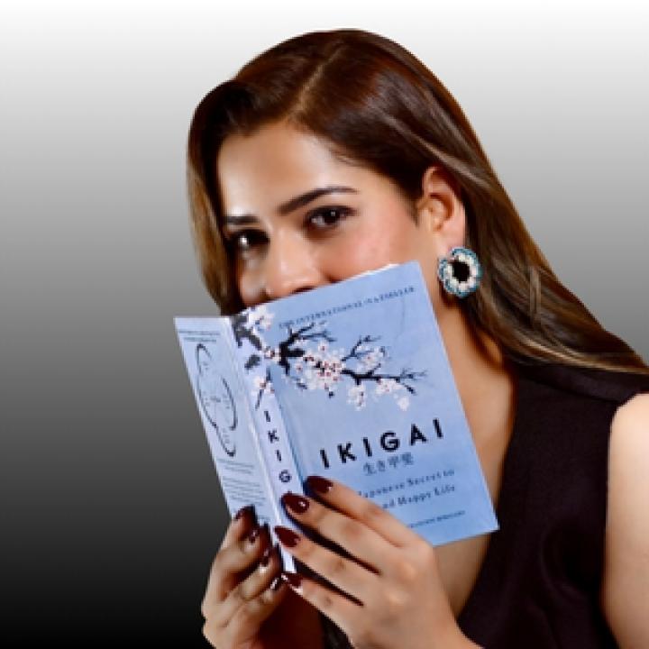 Blue Floral Stud Earrings