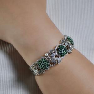 Emerald Floral Pearl Bracelet